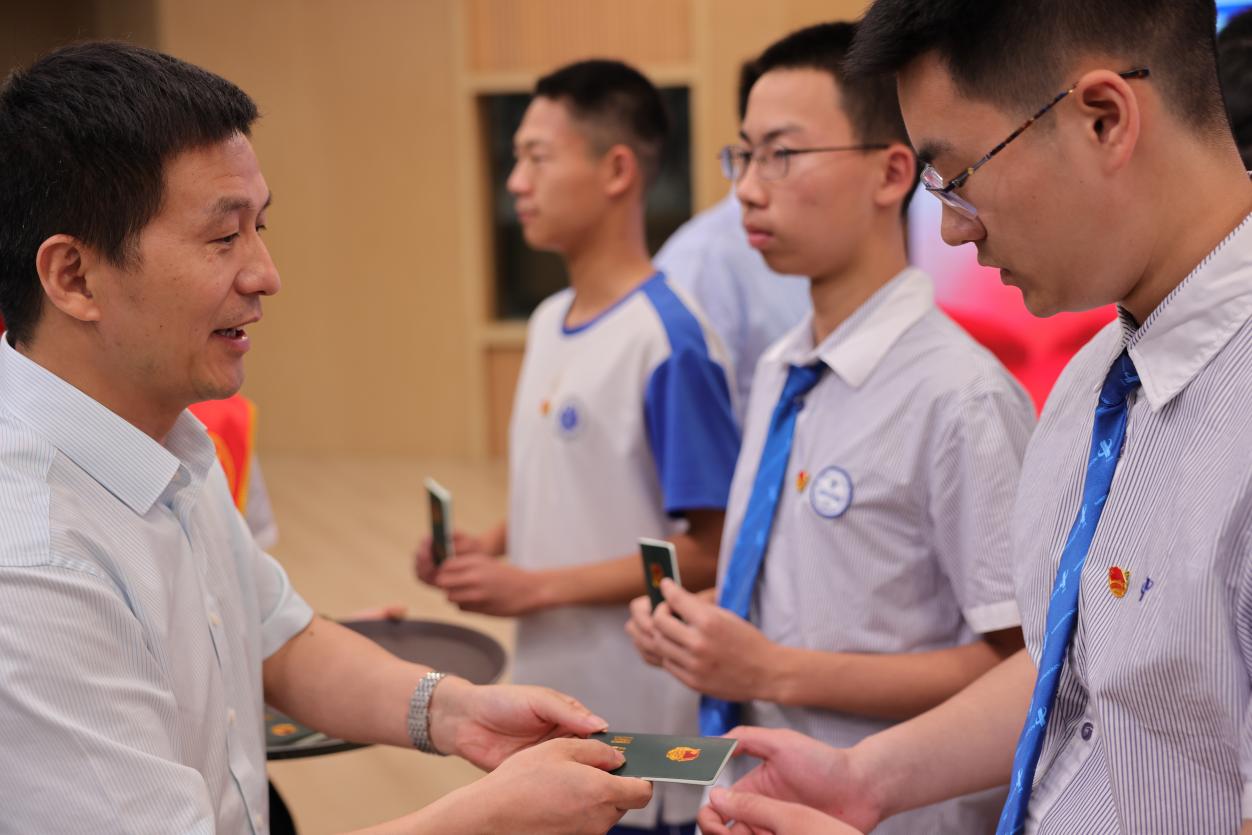 827A1431陈政阳 (5)