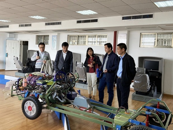 同济大学将与我校共建人工智能实验室
