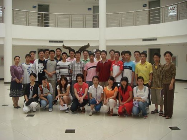 学校校友会召开2008届校友联络网组建工作会