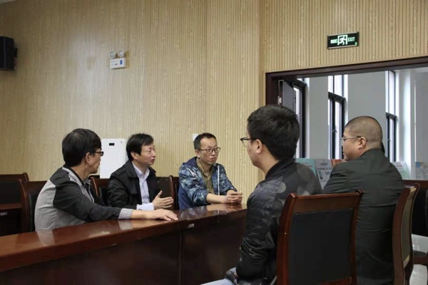 刘斌老师应邀在2019年湖北省青少年科技创新专题培训会上做专题讲座