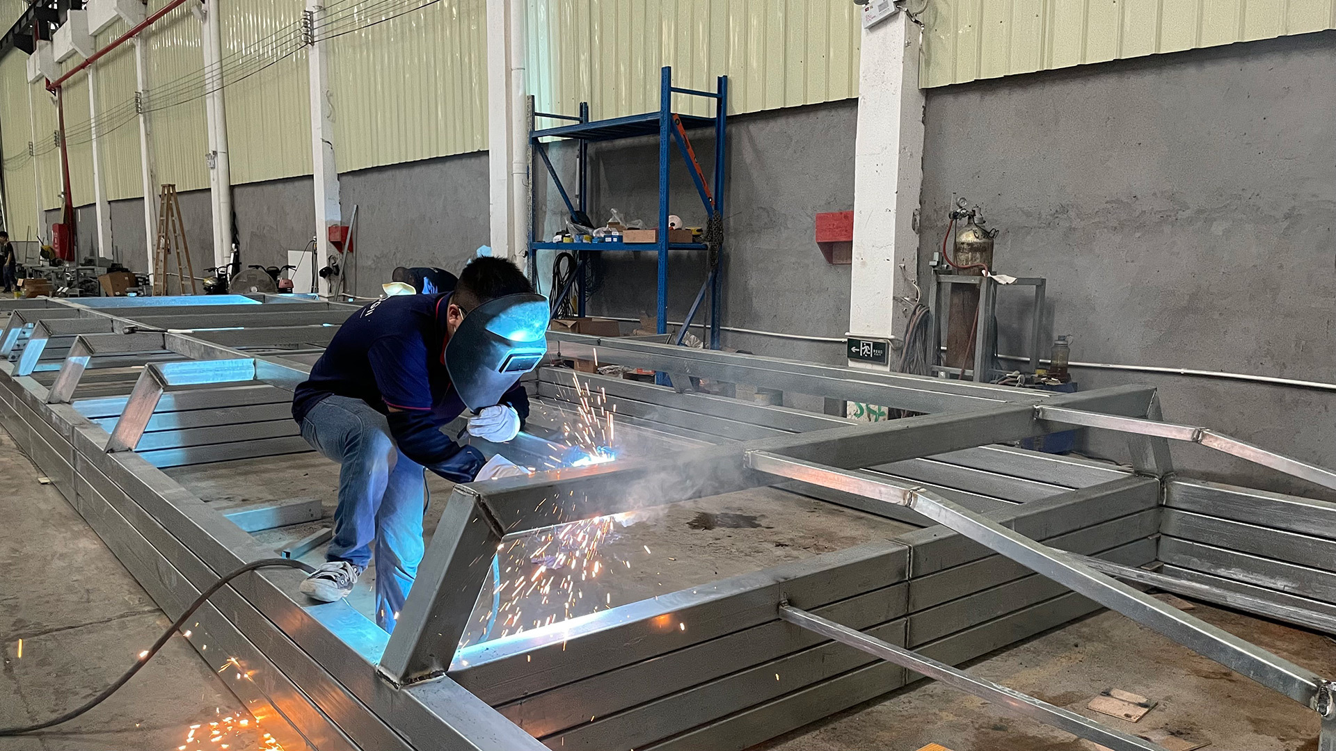 Refined production, rigorous product process flow, and strict control over each production and delivery process. Refined production, rigorous product process flow, and strict control over each production and delivery process.