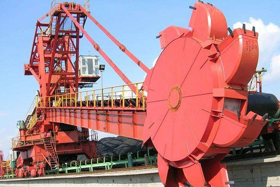 Mixing and conveying equipment