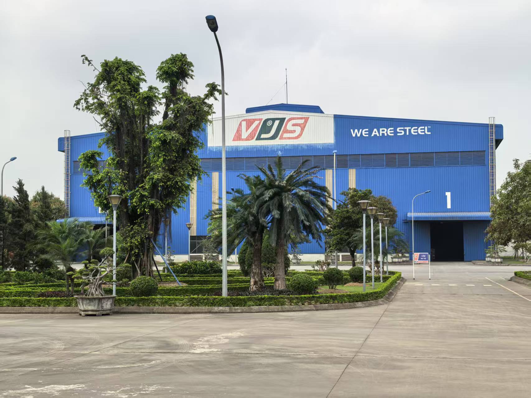 SMEC visited Vietnam's emerging steel giant, VFSteel, to deepen future cooperation.