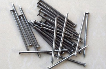 It's learned to fix iron nails on wooden squares