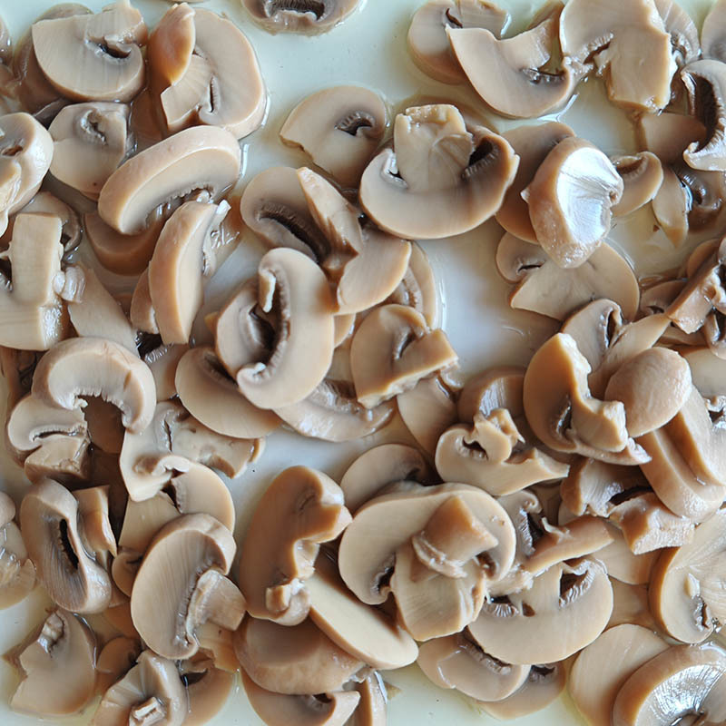 Canned shredded mushrooms
