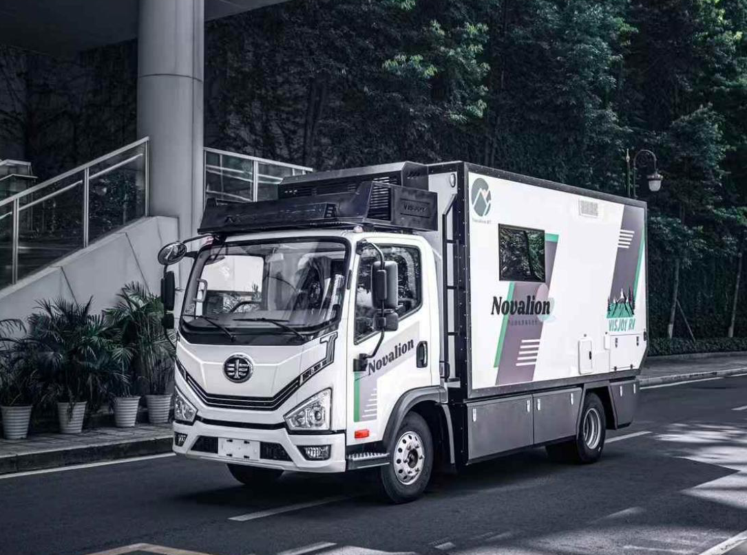 一汽解放虎6混动探险家系列●越野方舱