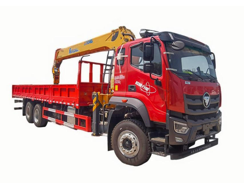 Foton Auman rear eight wheels - with 12 to 14 ton brand crane