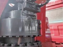 Slewing reducer Slewing reducer