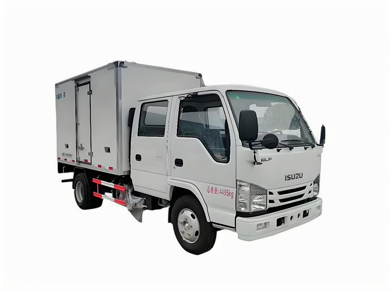 Isuzu double row export refrigerated truck