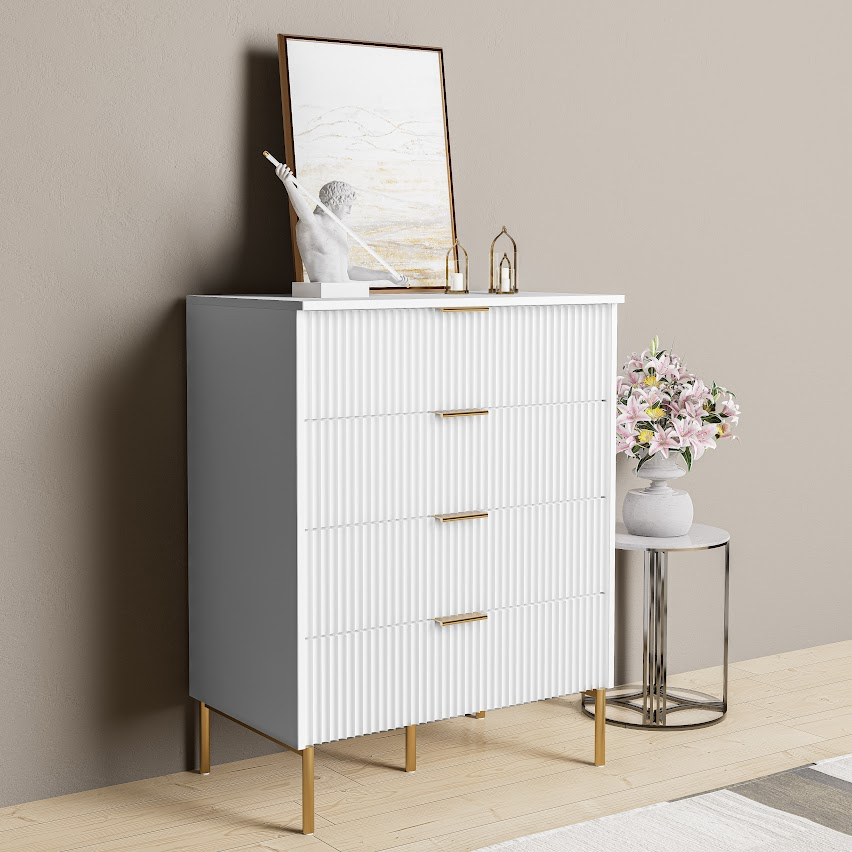 4 Chest of drawer