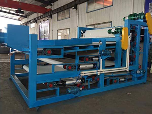 Maintenance of vacuum belt filter machine during shutdown