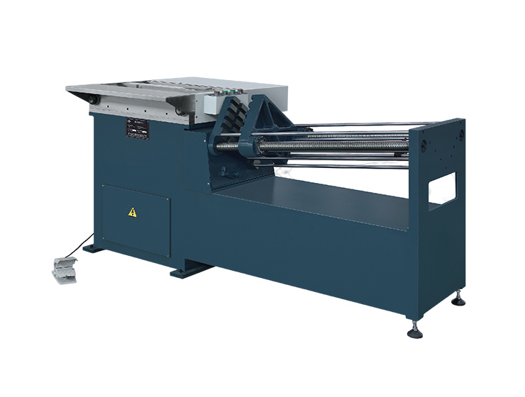 Pressing bundling machine