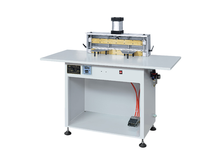 Grooving machine