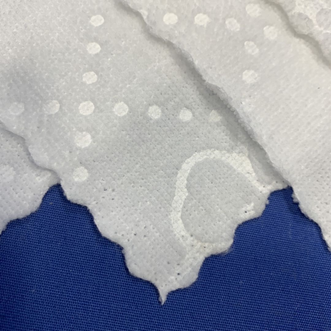 White Small Embossing Microfiber  Oshibori Towel  for Restaurant,cafe,bar