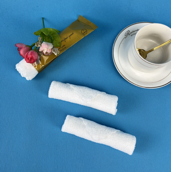 Rolled and Folded Small Dry Microfiber Disposable Hand Towels for Wet Towels Factory