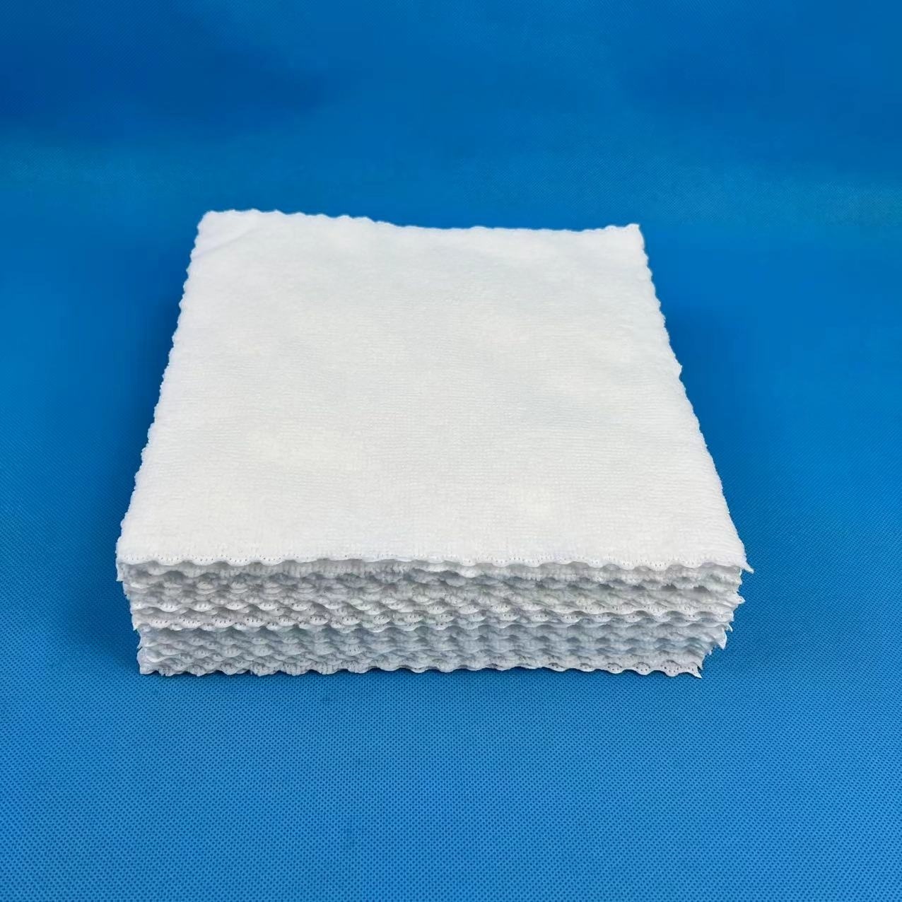 Wholesale Custom logo White Wet Scented Airline Towel for Cleaning Face and Hand