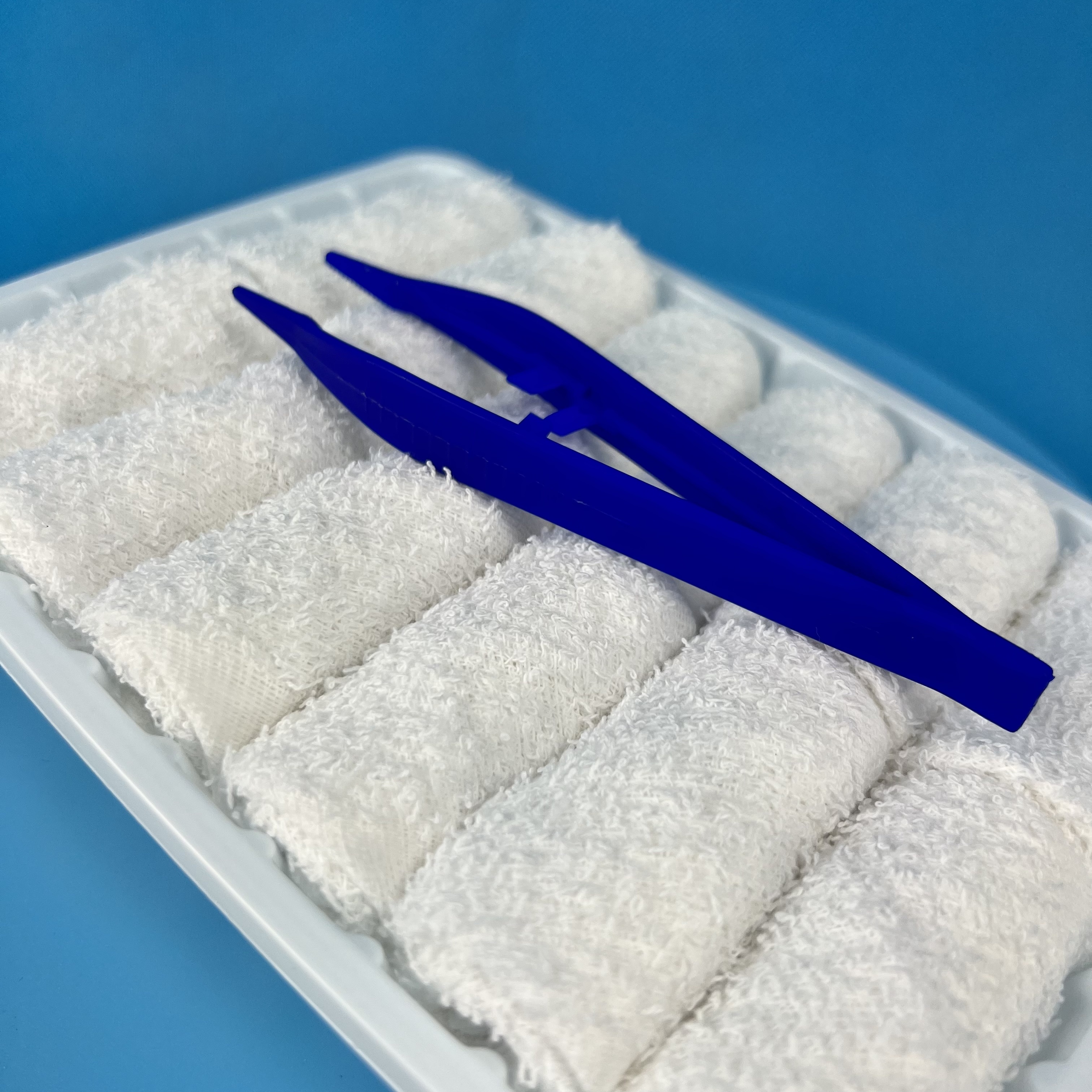 Wholesale Rolled Cotton Disposable Face Towel for Airline Woven Technique Hot in Tray