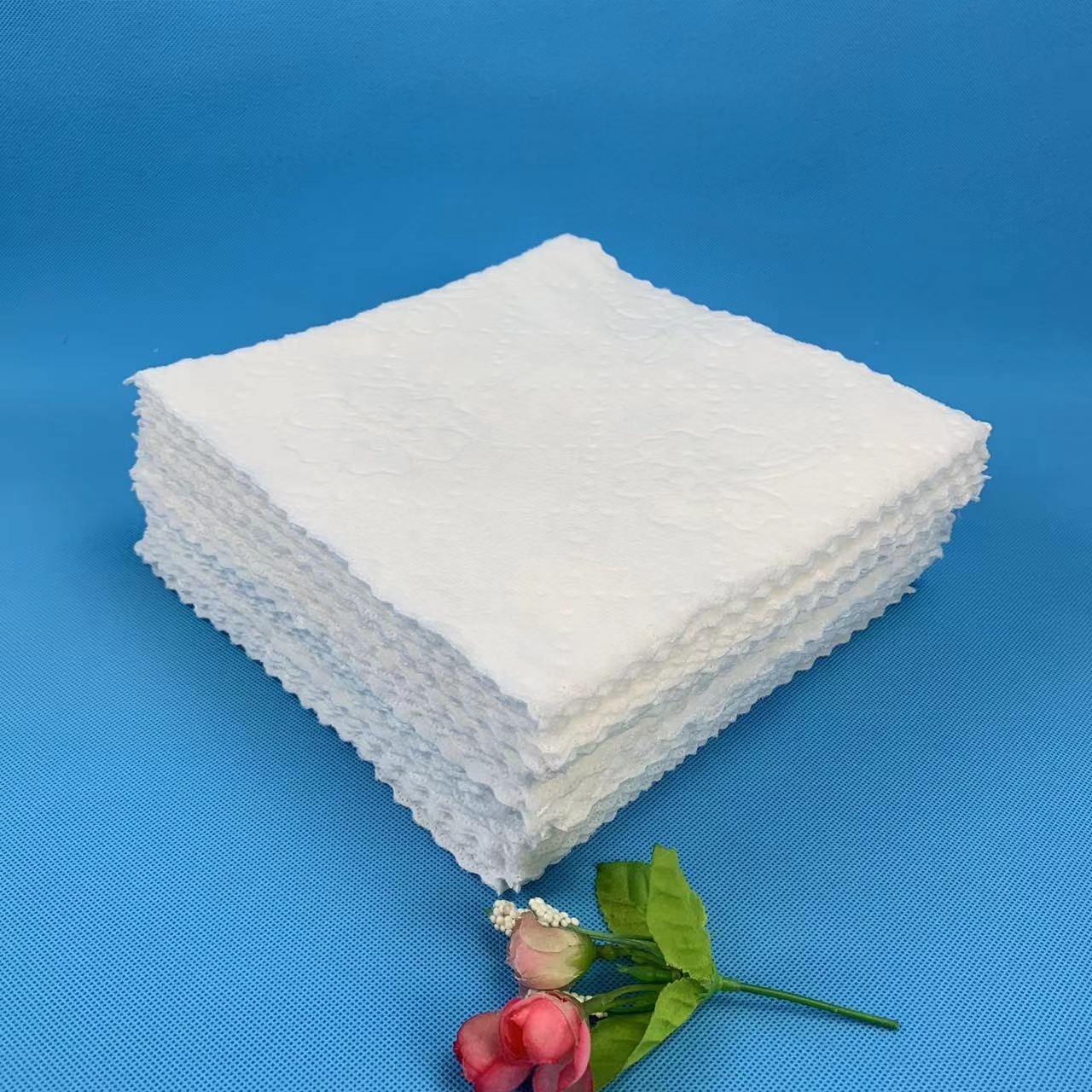 Customized Package Bulk Small Dry Microfiber Disposable Hand Face Towels for Wet Wipes  Napkin Factory
