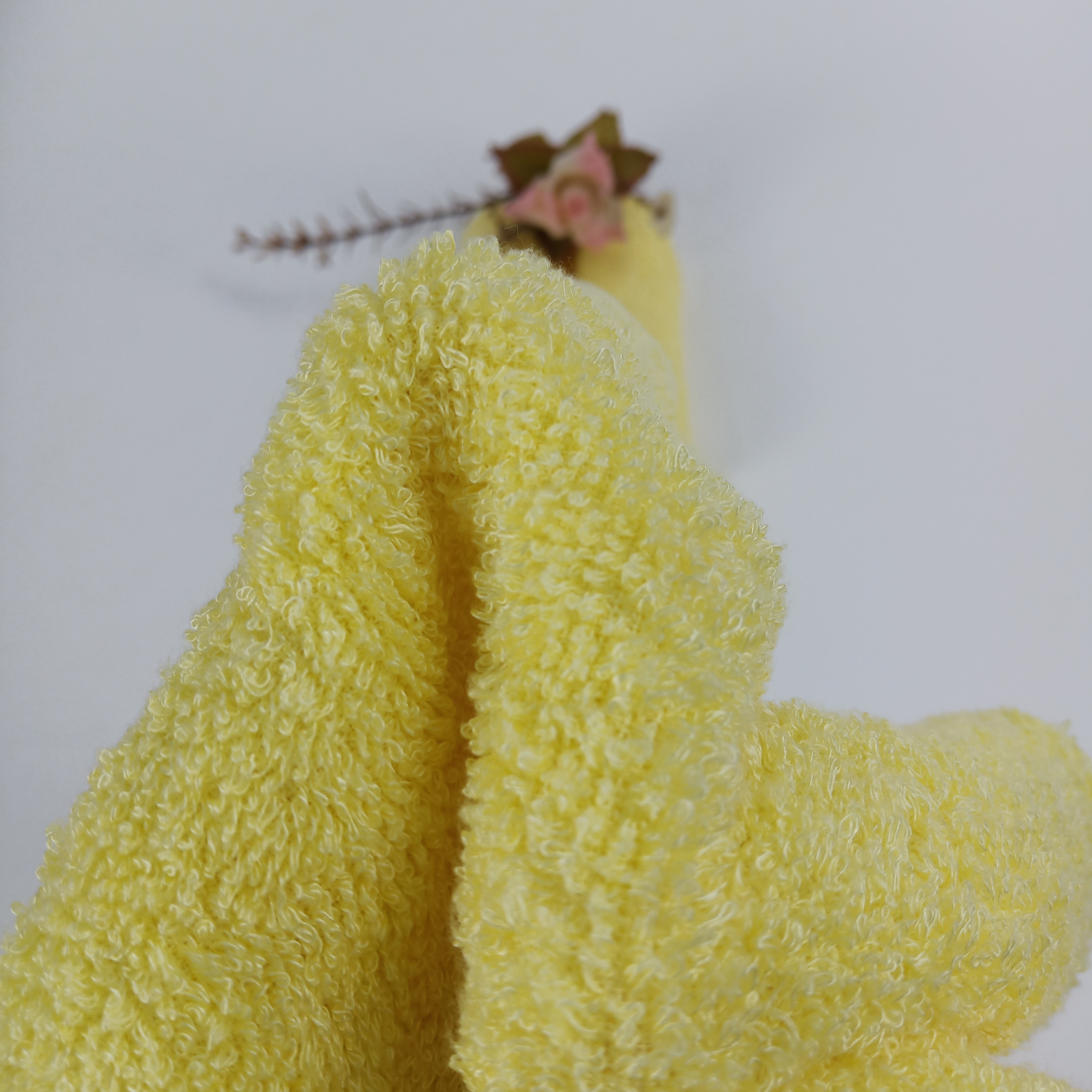 Hot Selling New Fashion 100% Pure Bamboo Microfiber Soft Feeling Plain Dyed Towel