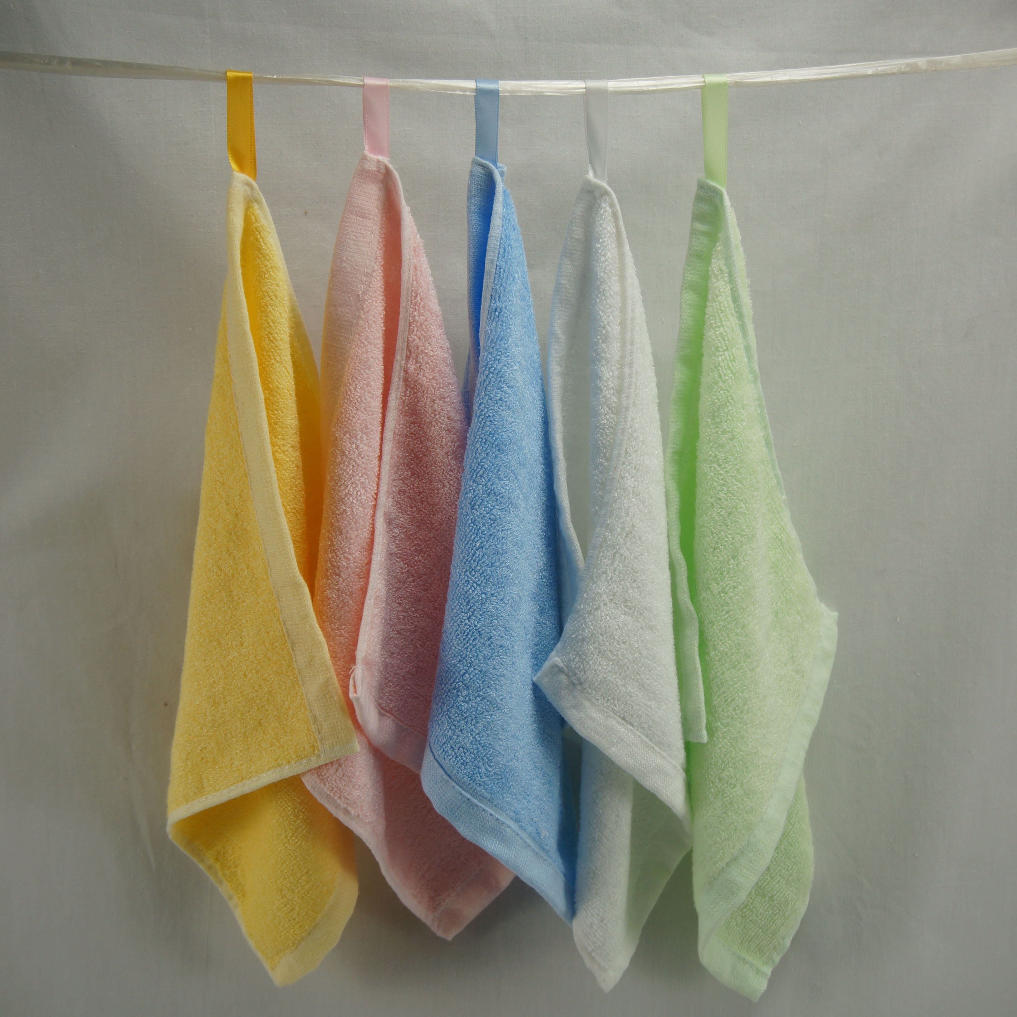 Multiple Color Bamboo Fiber Baby Wash cloth Small Hand Towel With Hanging Loop