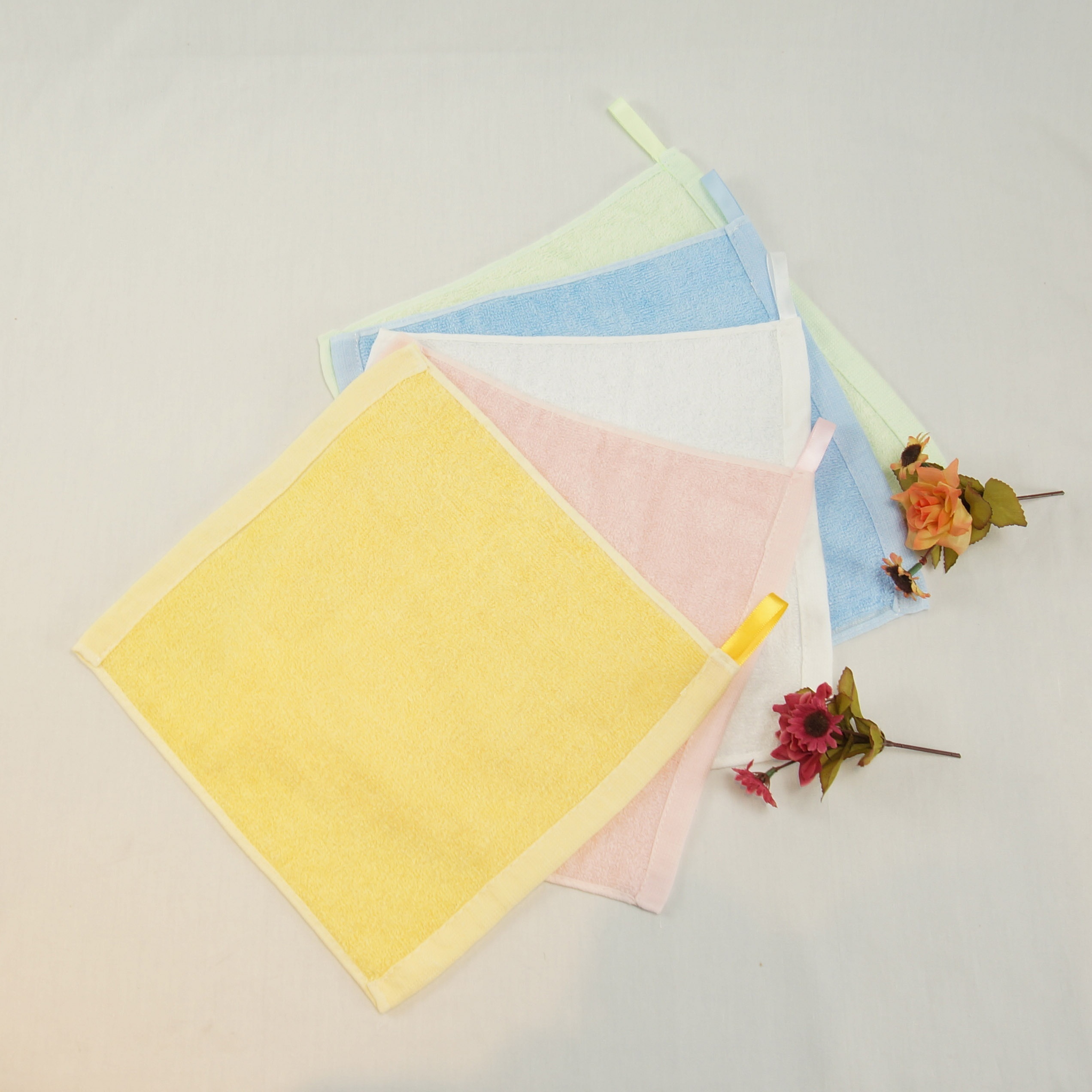 Colorful Ultra Absorbent Soft BambooTowel With Satin Hang Loop