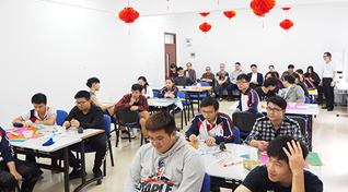 Yinghua welcomes new students; the Lantern Festival is celebrated on the 15th day of the first month