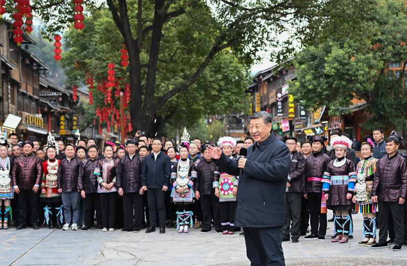習近平在貴州考察時強調 堅持以高質量發(fā)展統(tǒng)攬全局 在中國式現(xiàn)代化進程中展現(xiàn)貴州新風采