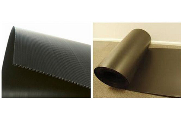 Corrugated plastic floor protection panel