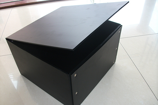 Environmentally friendly storage corrugated plastic box