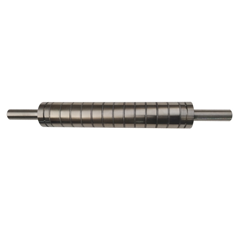 Magnetic roller