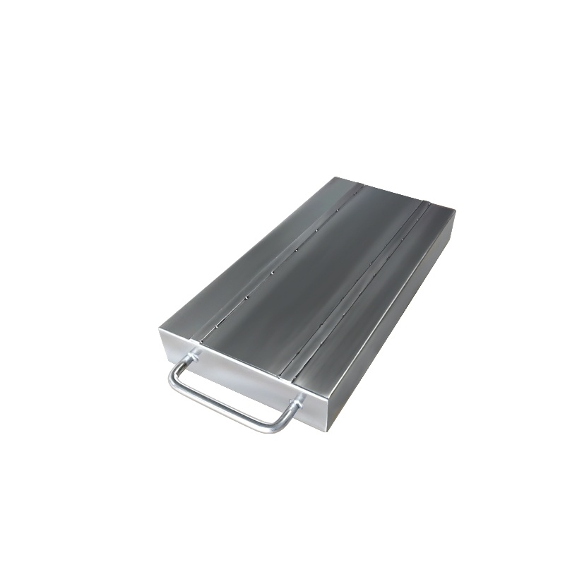 Magnetic divider