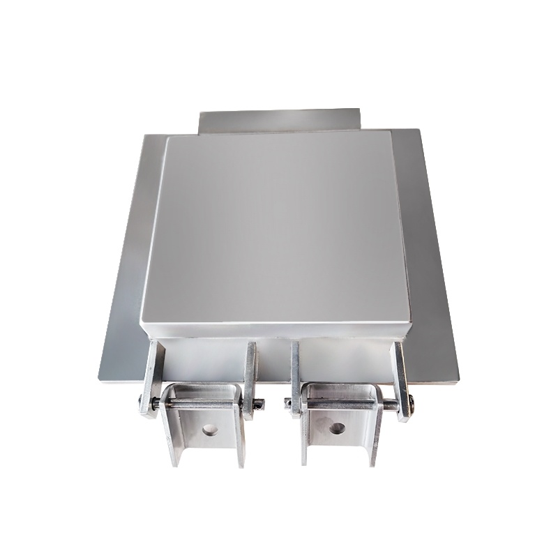 Magnetic divider