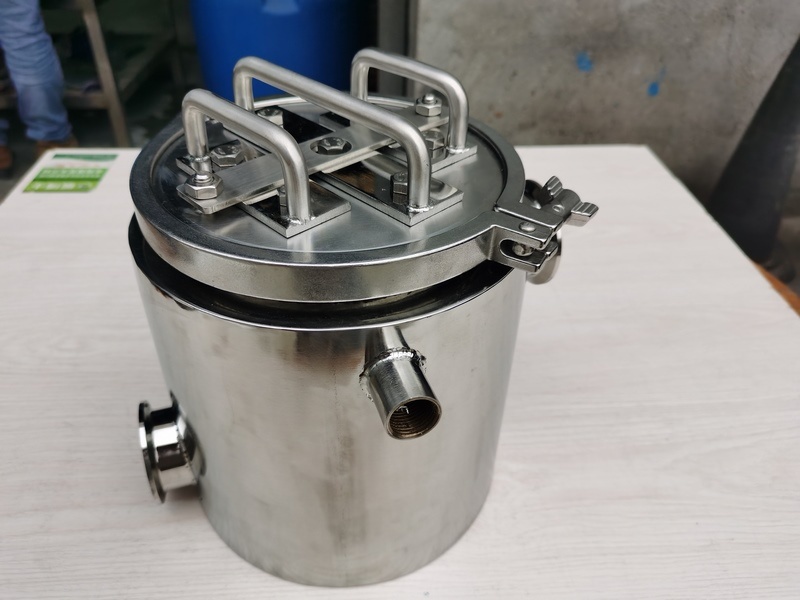 Slurry iron remover Slurry iron remover