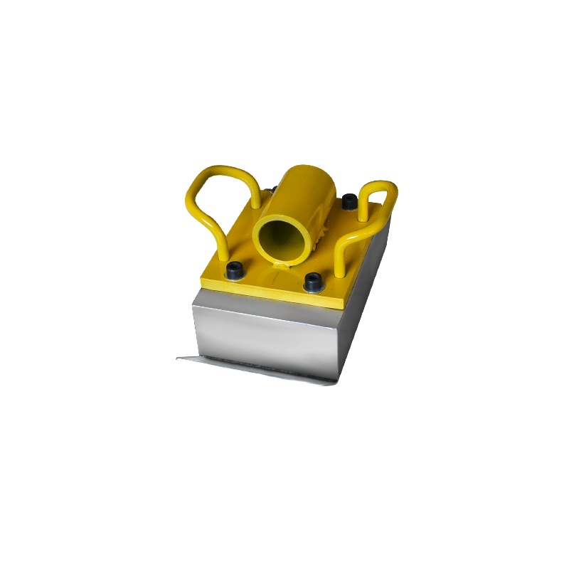 Magnetic divider