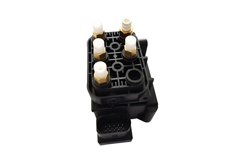 Air suspension valve block air suspension manifold valve 993200058 for Mercedes-Benz S63 AMG Base 2015-2017