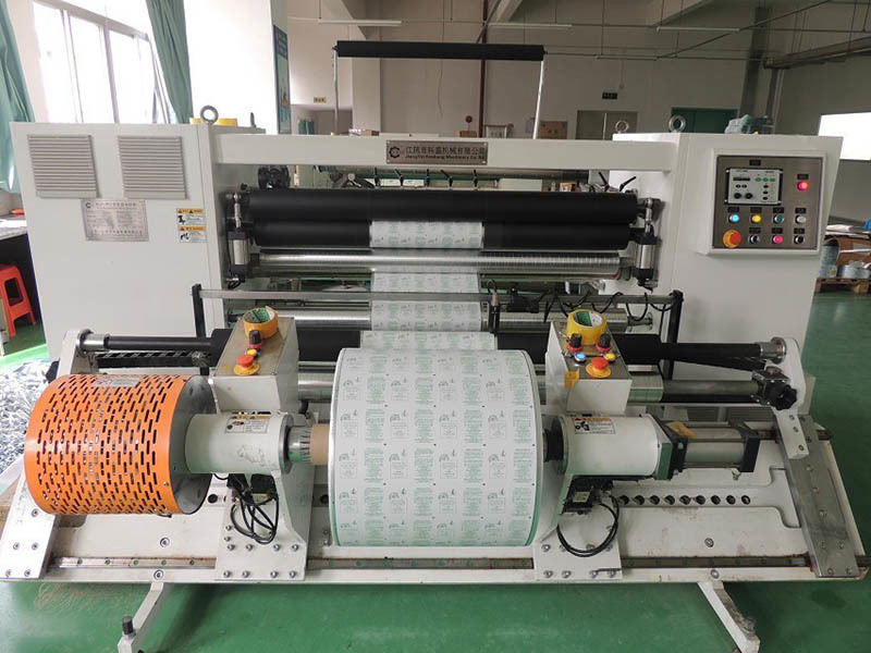 Slitting machine Slitting machine