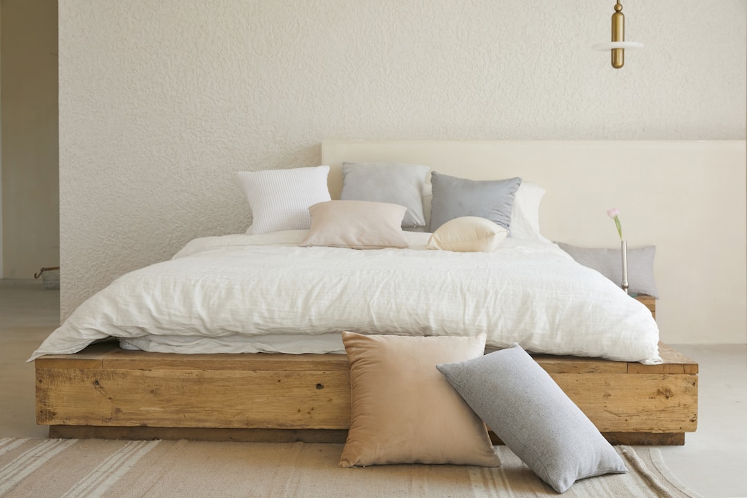 What should I pay attention to when buying a palm mattress?