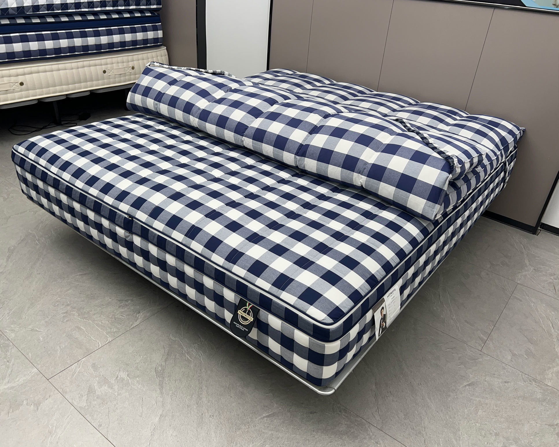 Haisi Ruiteng-Durable High-End Fabric Upholstered Bed