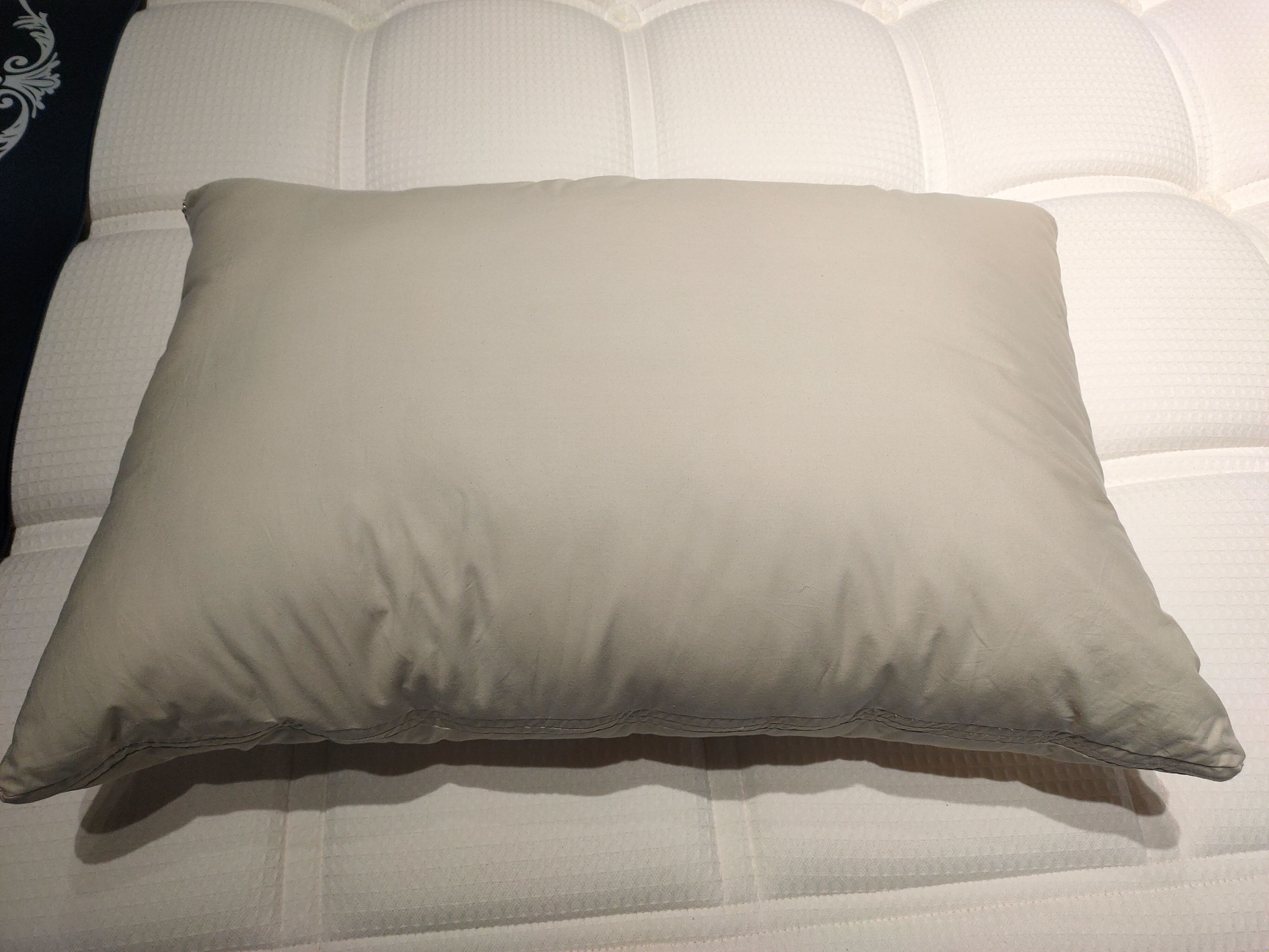 Japanese adjustable height pillow