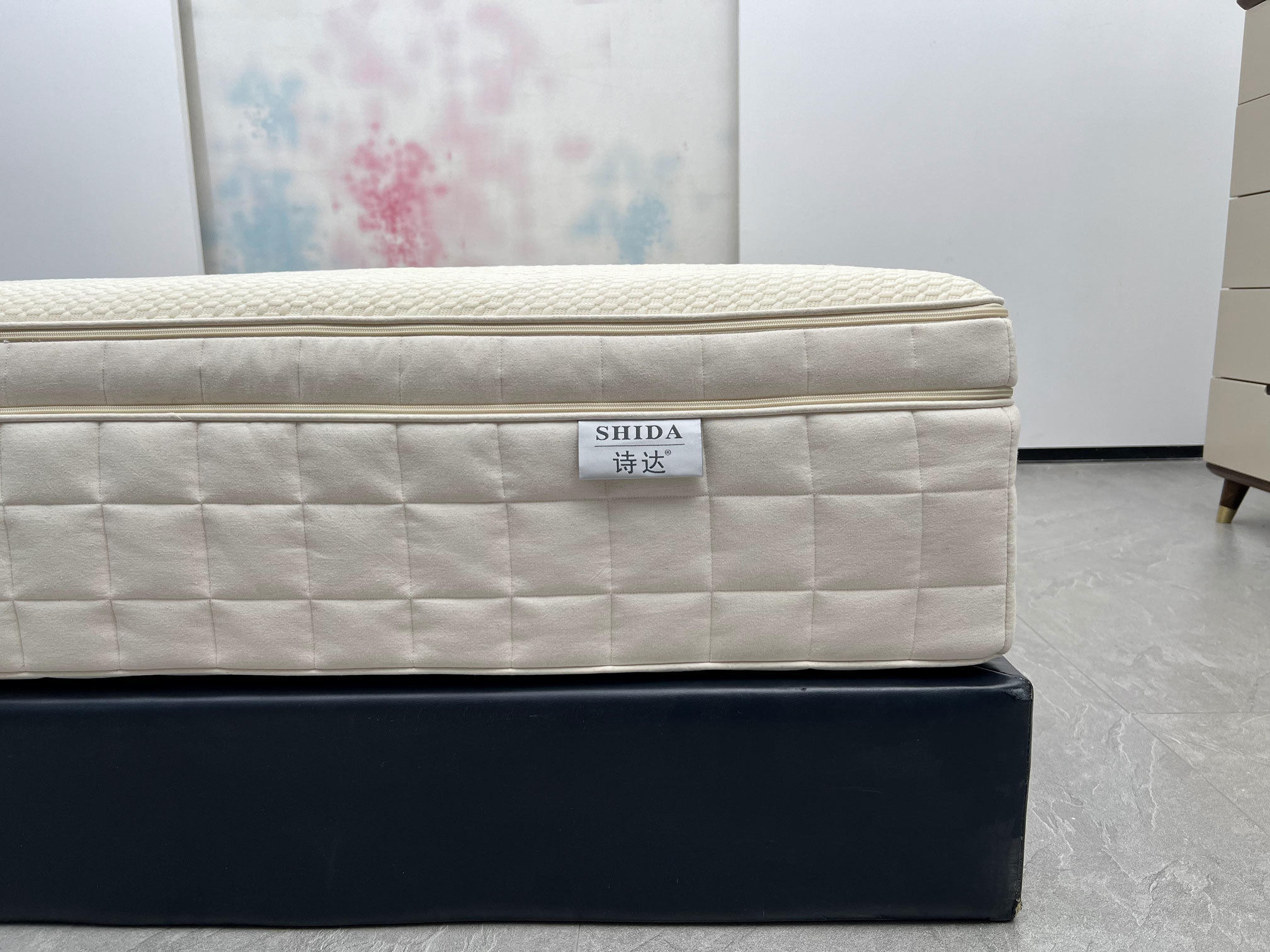 Kamose-Advanced High-End Fabric Upholstered Bed