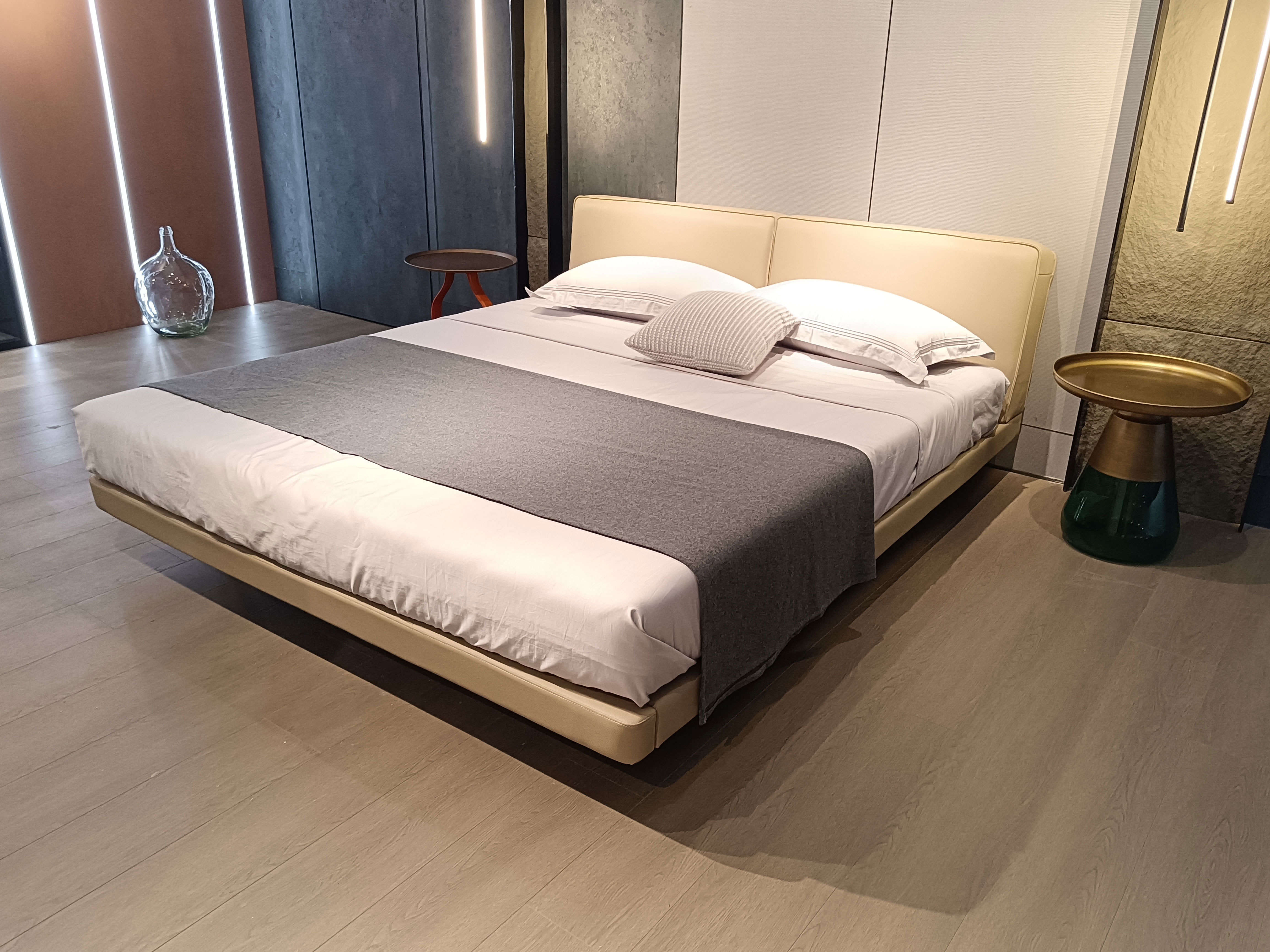 ZD-338-Classy Soft Bed For Boutique Apartment