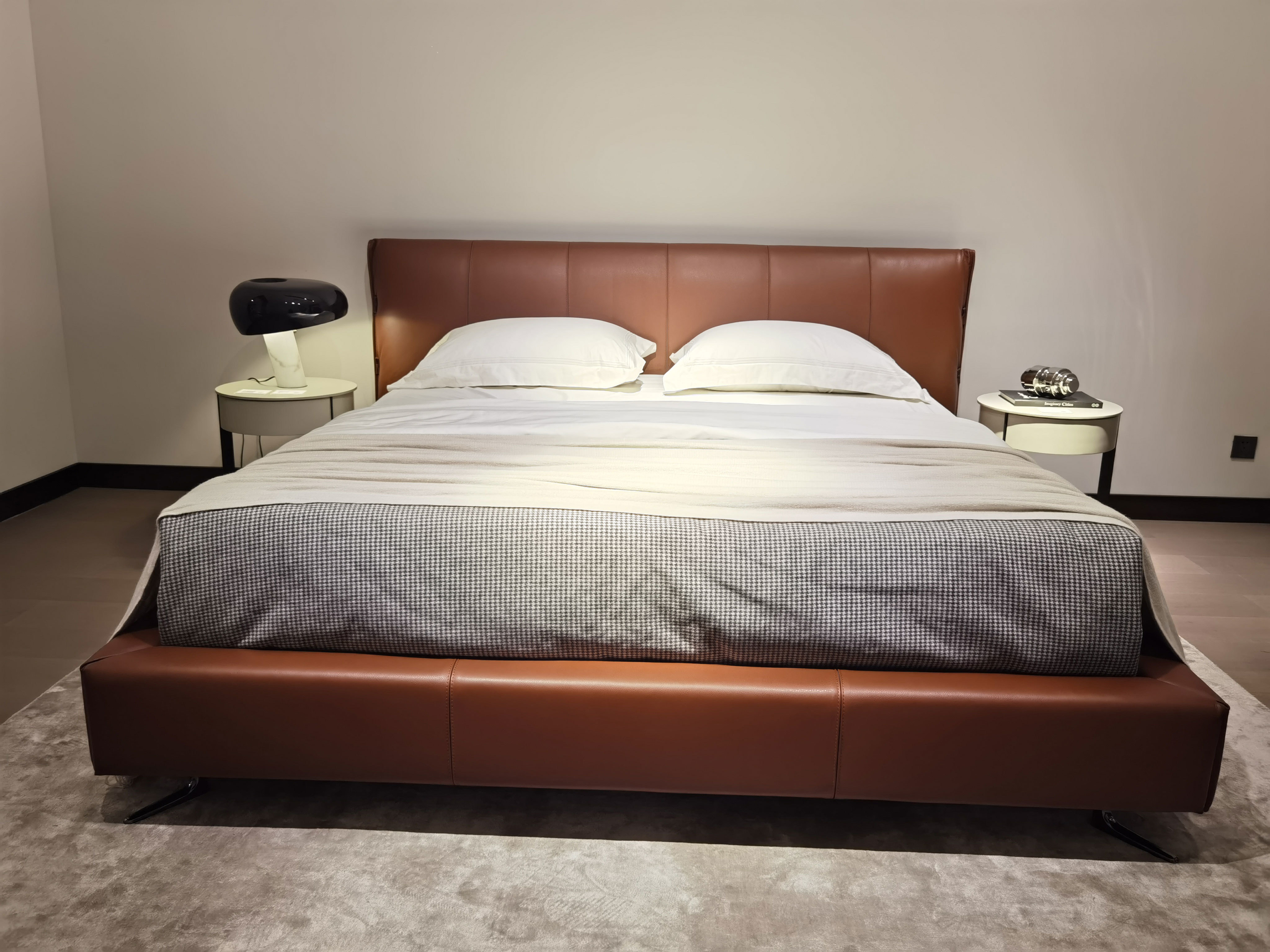 ZD-376-Soft Bed For Boutique Apartment