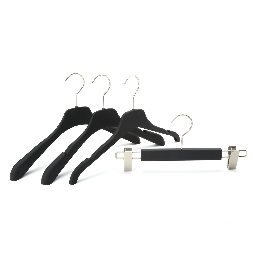 Spray glue/hand feeling paint hanger