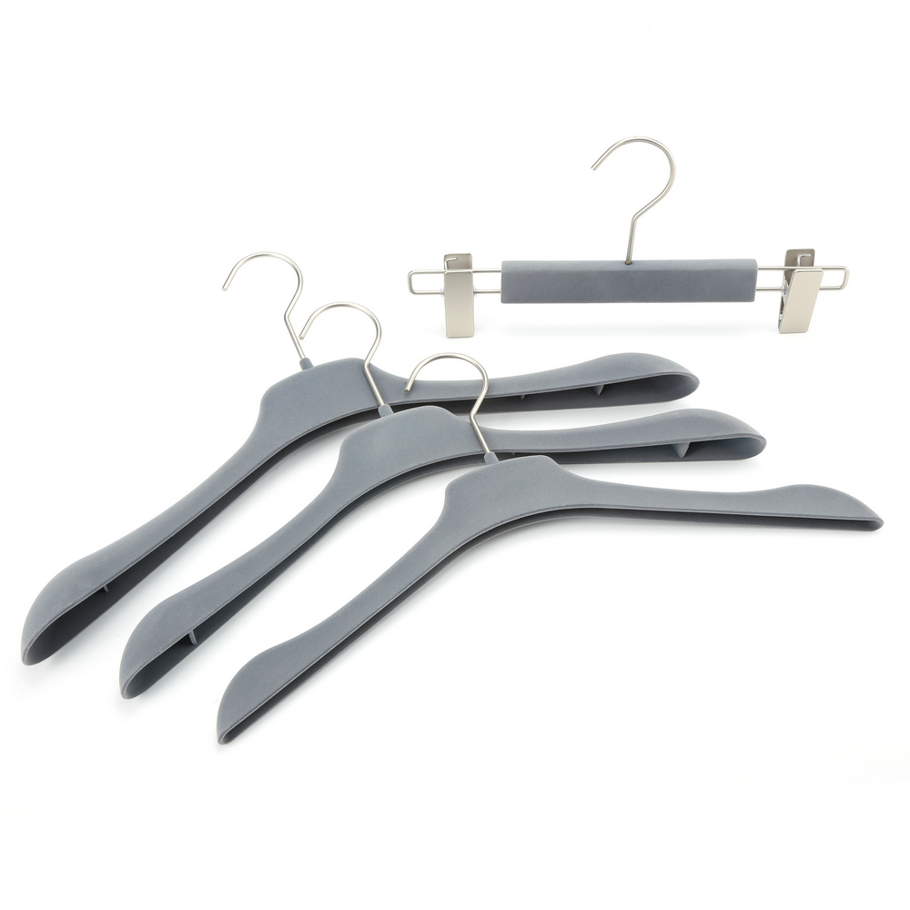 Flocking hanger