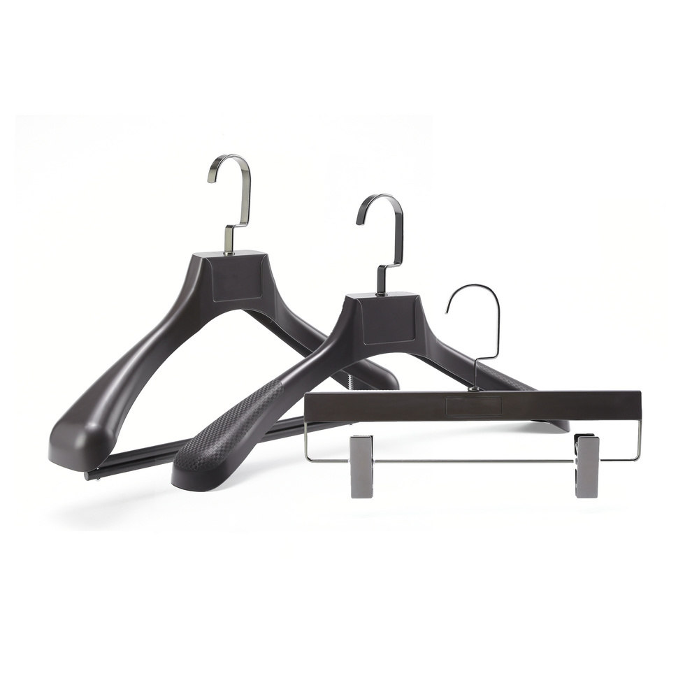 Jacket hanger