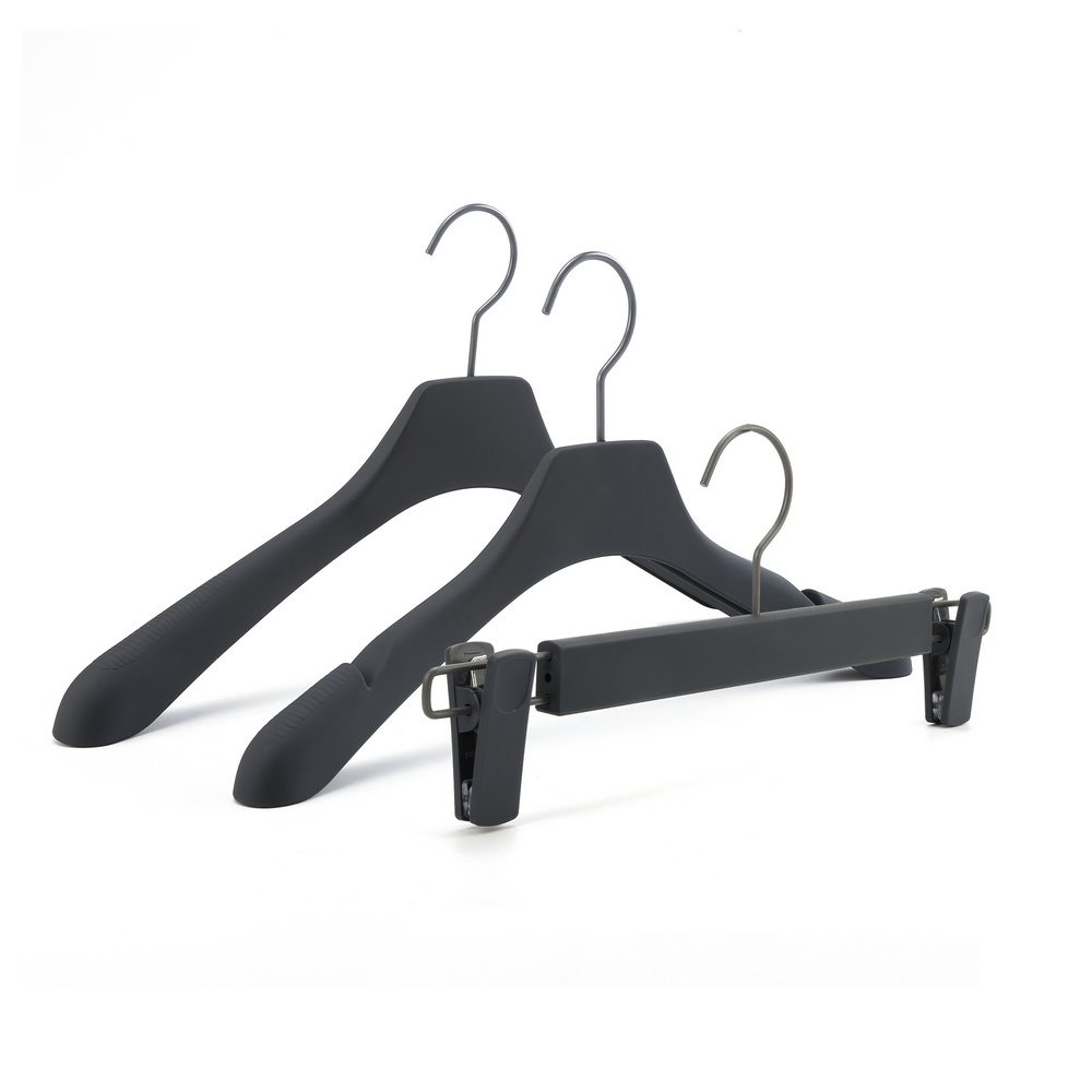 Hand paint hanger