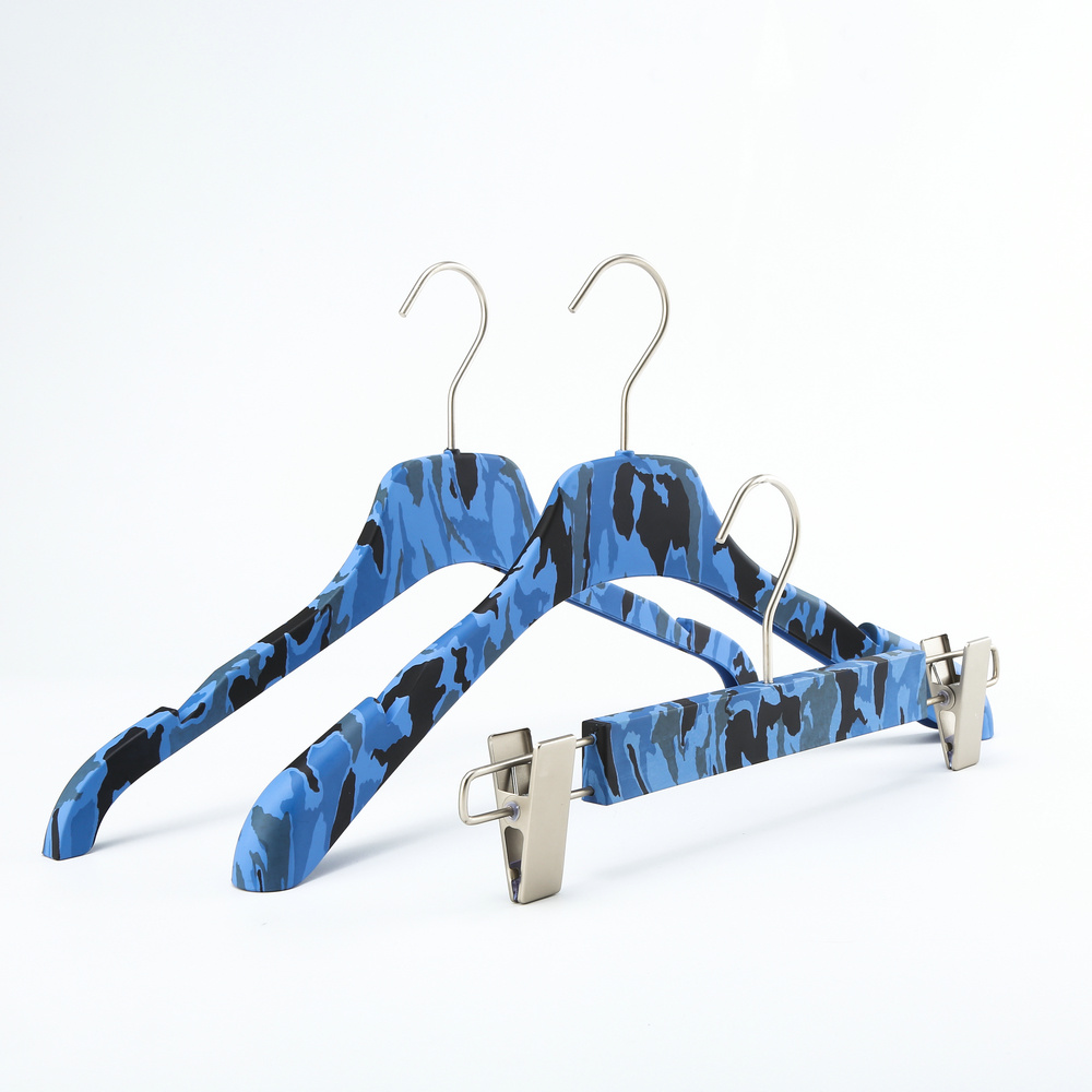 Camouflage hangers
