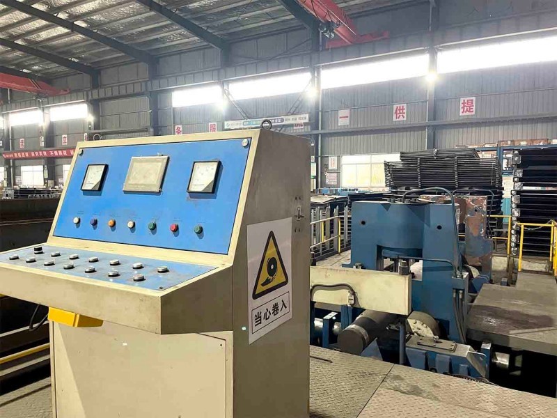 Three roll universal bending machine Three roll universal bending machine