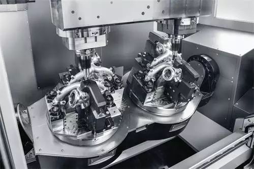 Classification of machining centers and their application fields