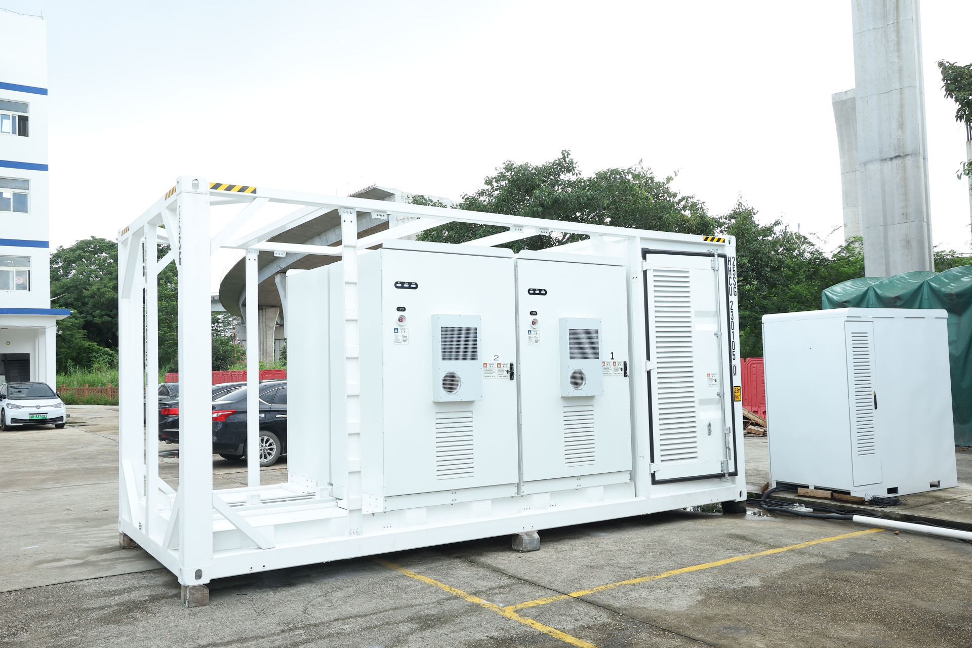 120kW/680kWh